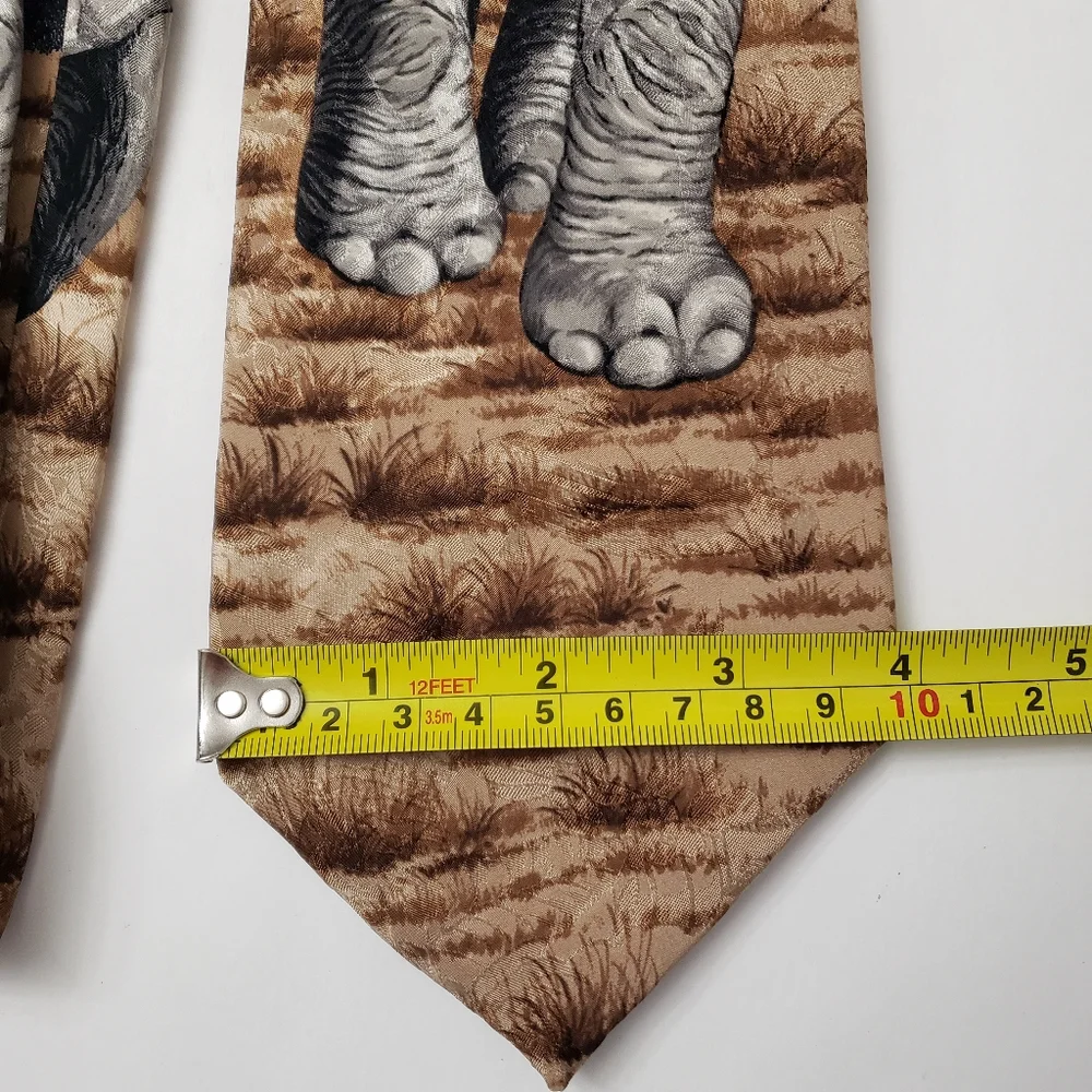 Rainforest Cafe Elephant Necktie "African Pride" by Marc Dennis 1995 Novelty Tie - Picture 2 of 6